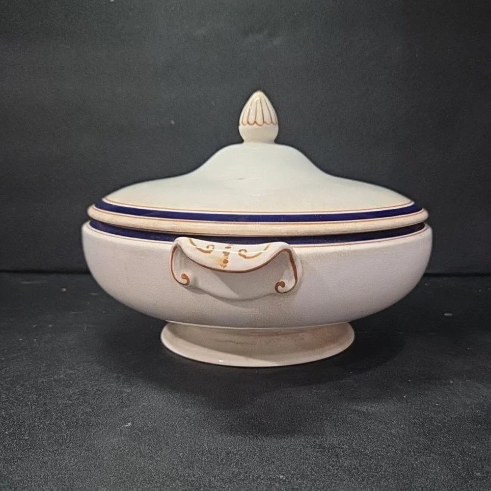 Pountrey & Co. LTD. Soup Tureen,‎ Vintage Covered Serving Dish, England China